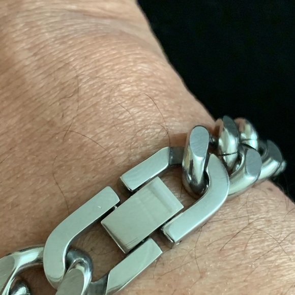 Bracelet - Picture 2 of 4